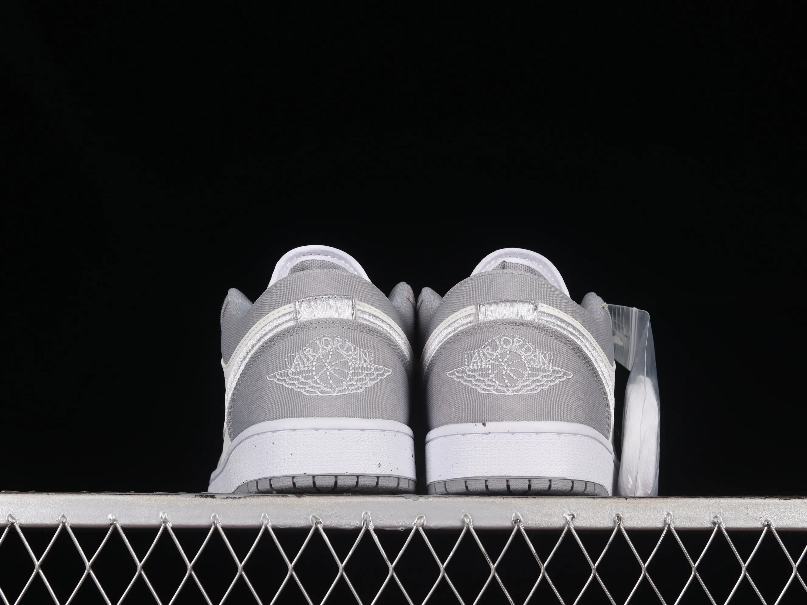 All categories Air Jordan Jordan series basketball shoes Air Jordan 1 Low Air Jordan 1 Low "Light Steel Grey" AJ1 Joe 1 white gray low-top cultural basketball shoes DV0426-012